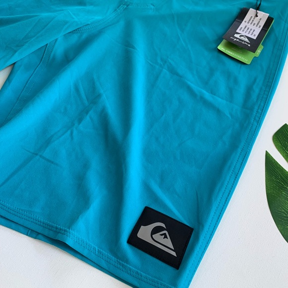 🌴QUIKSILVER Highline Kaiman Shorts 🌴 - Picture 4 of 7